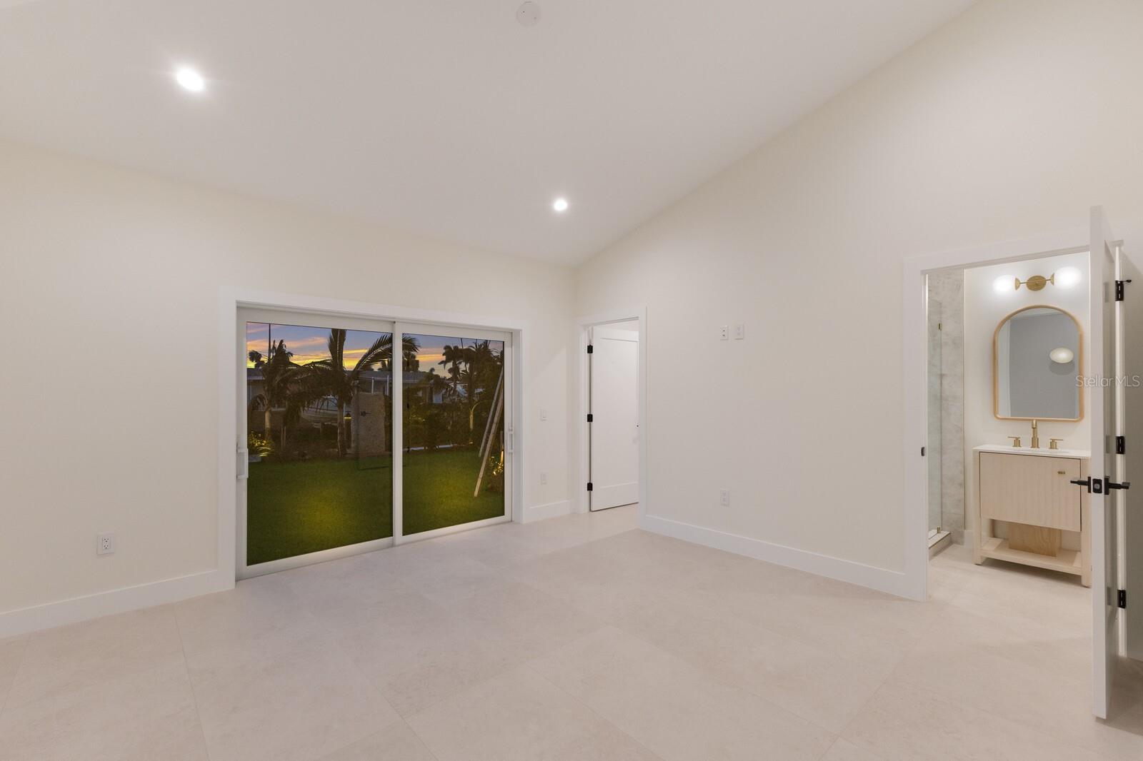 KEY ROYALE 7TH ADD - Residential