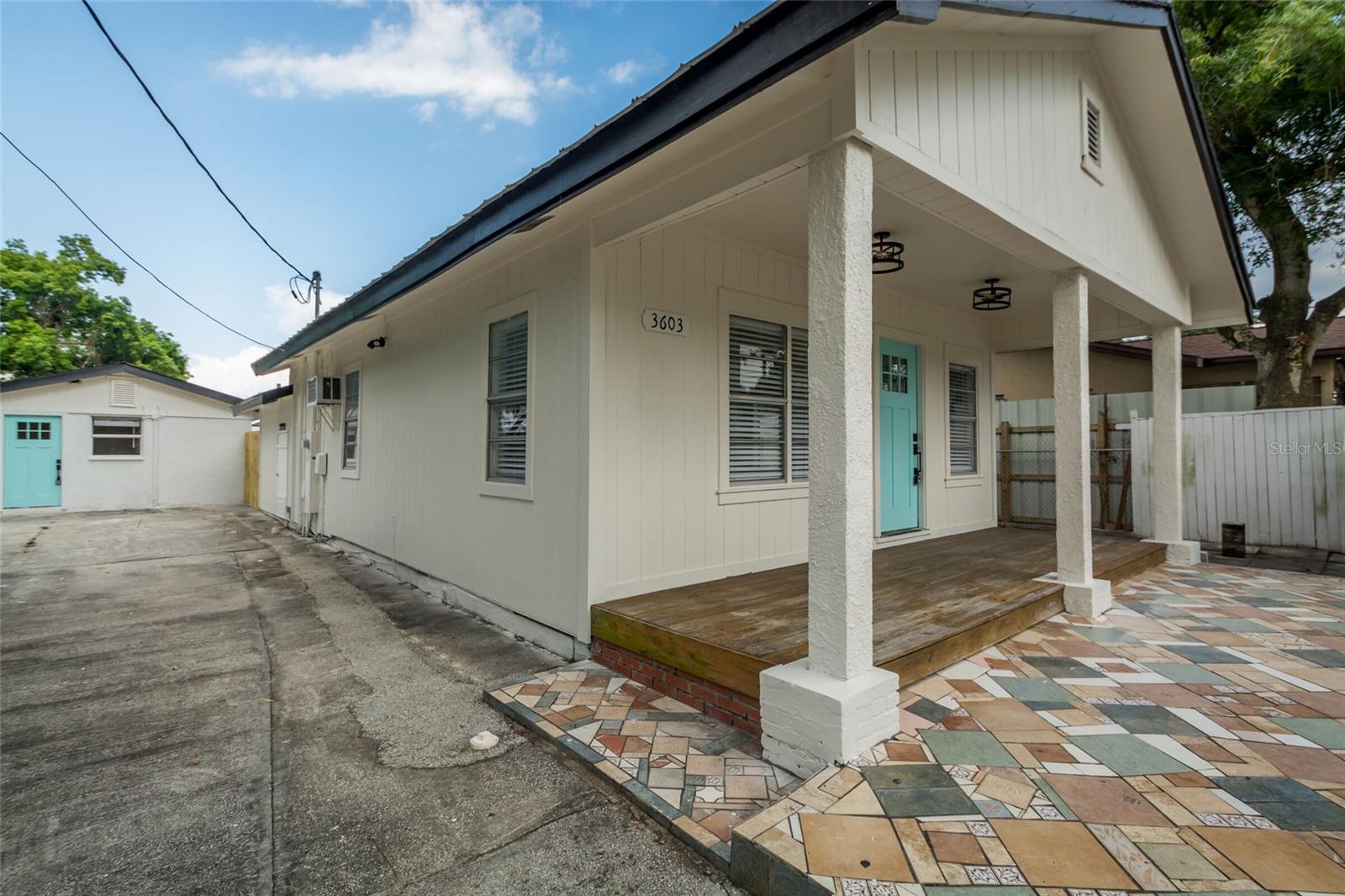 Excellent Cash Flow and Investment Opportunity. This property has 2 structures on it, the larger structure's comes with various updates and a great opportunity to expand or start your investment portfolio. With close proximity to downtown Tampa, Armature Works, and Ybor this property is great for capitalizing on all that Tampa has to offer whether it be short term or long term rental. Each unit offers comfortable and functional living spaces, providing an excellent opportunity for rental income. Residents will enjoy being just a short distance away from local shops, restaurants, parks, and entertainment options. Commuting is a breeze with easy access to major highways, providing quick connections to downtown Tampa, business districts, and other parts of the city.