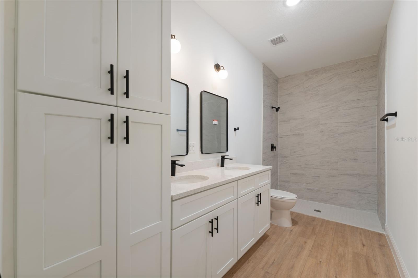 MARION OAKS UN 06 - Residential