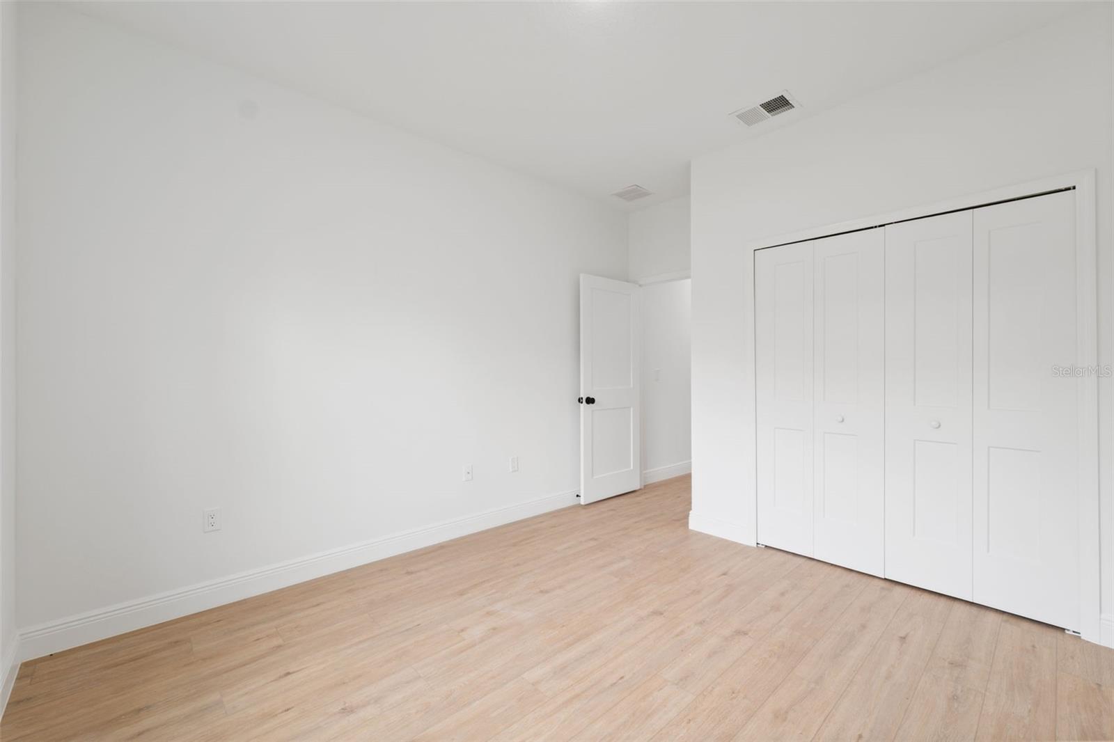 MARION OAKS UN 06 - Residential