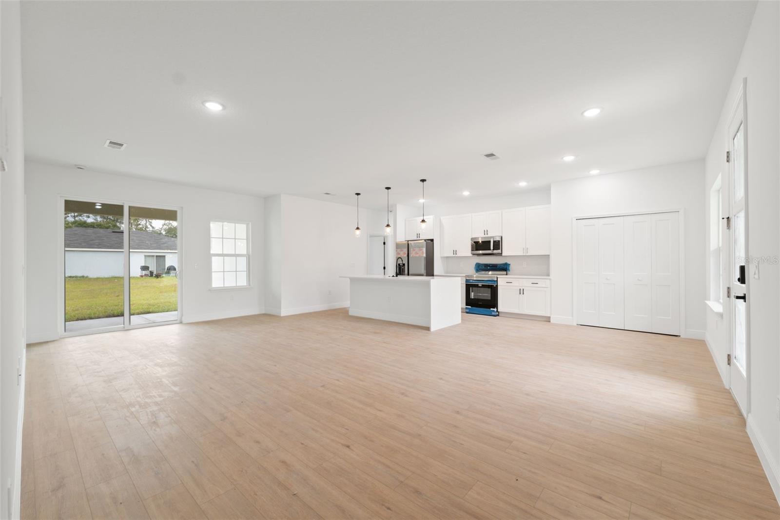 MARION OAKS UN 06 - Residential