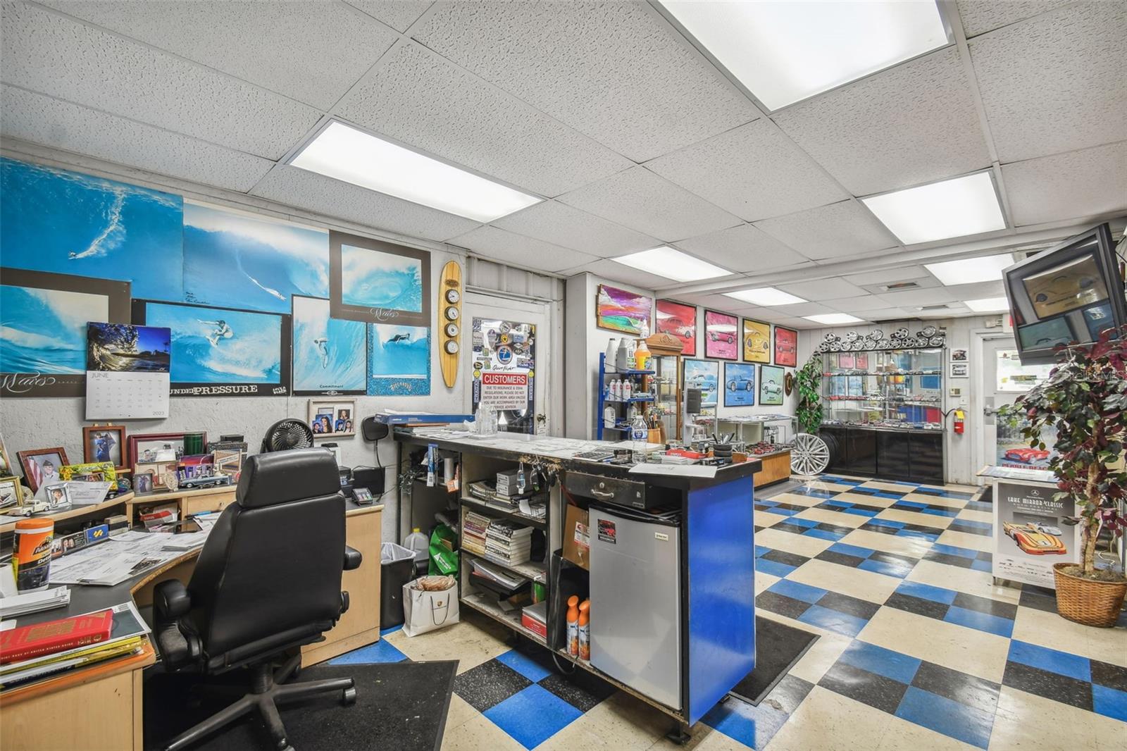 OVERSTREETS SUB - Commercial Sale