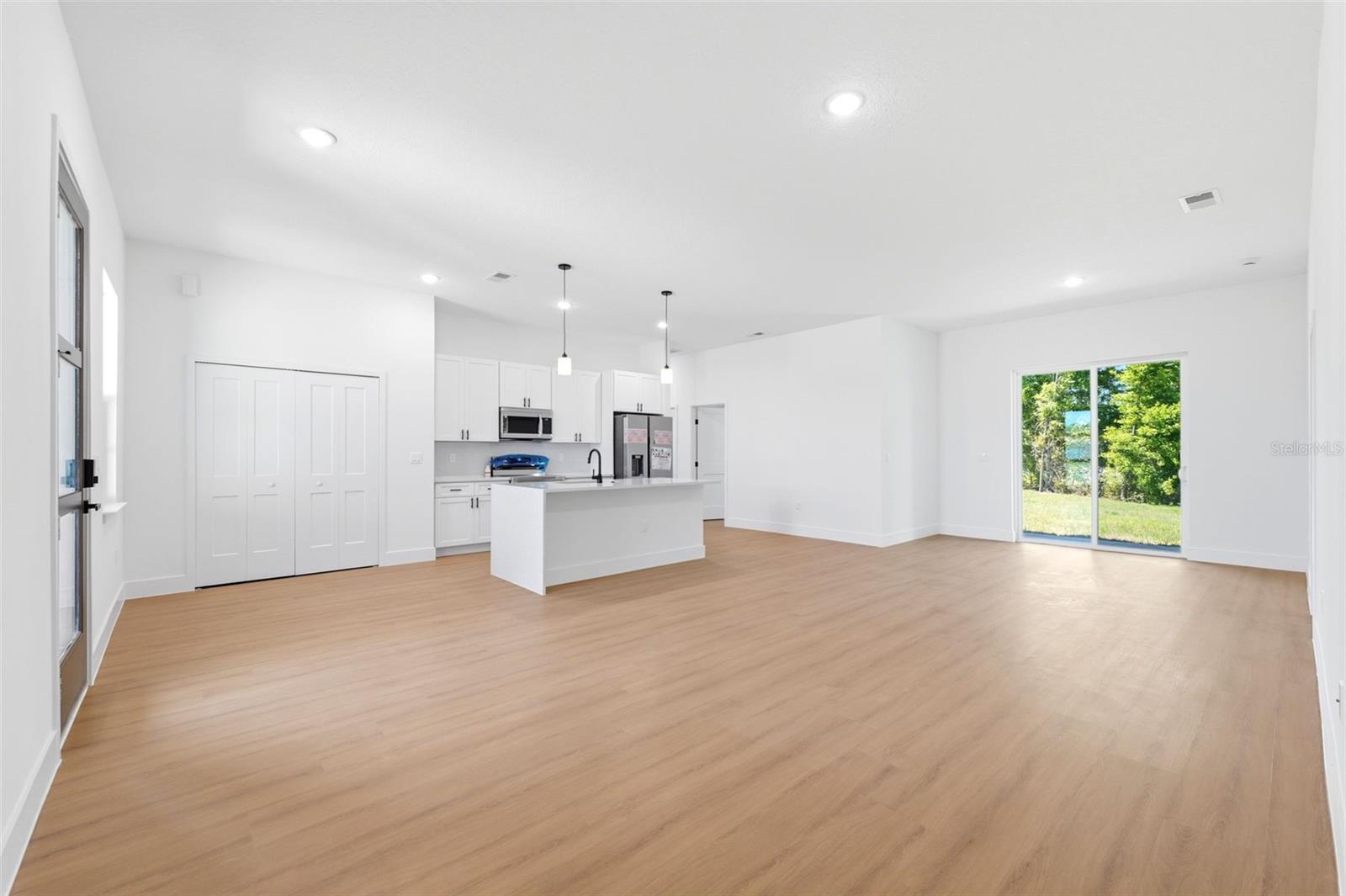 MARION OAKS UN 10 - Residential