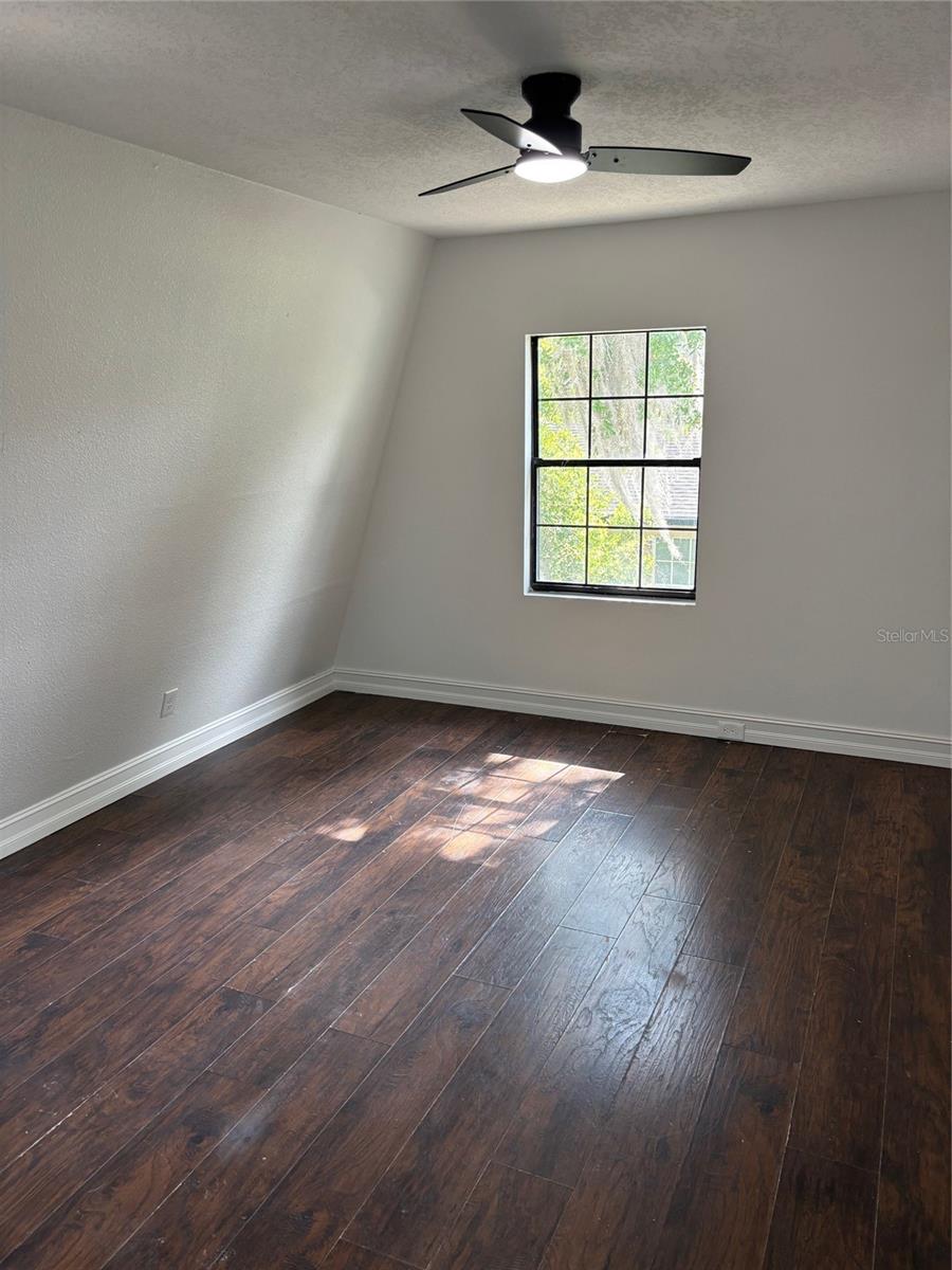 LAKE BOSSE OAKS - Residential