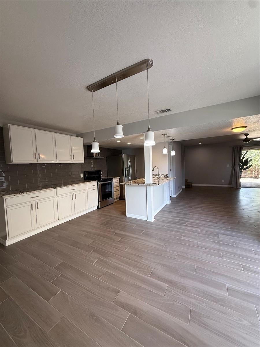 6814 WHITMAN PLACE 6814