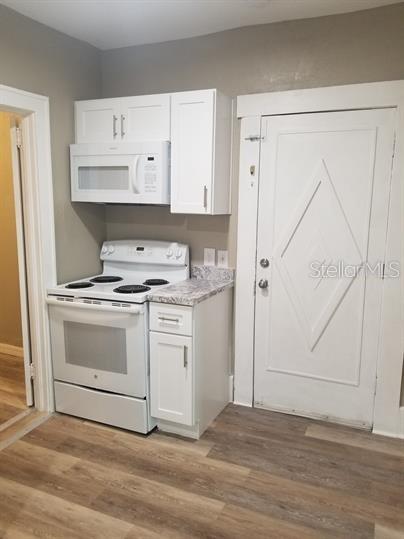 SAFFORDS A P K - Residential Lease