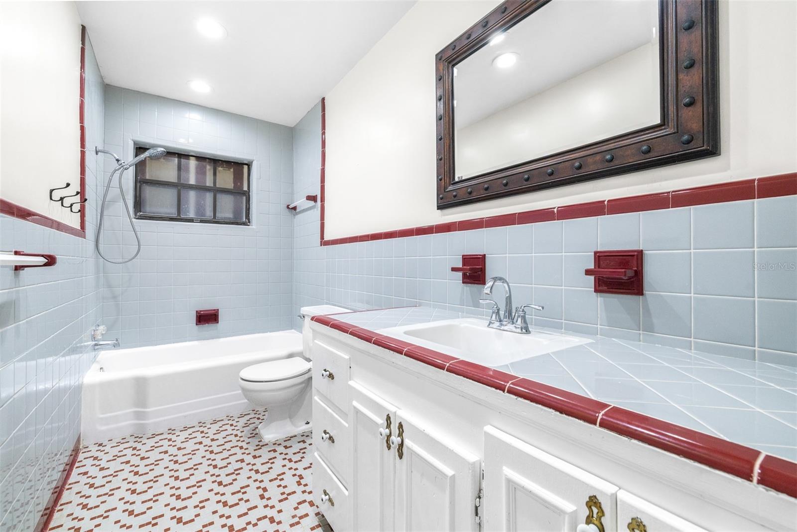 LENA VISTA SUB - Residential