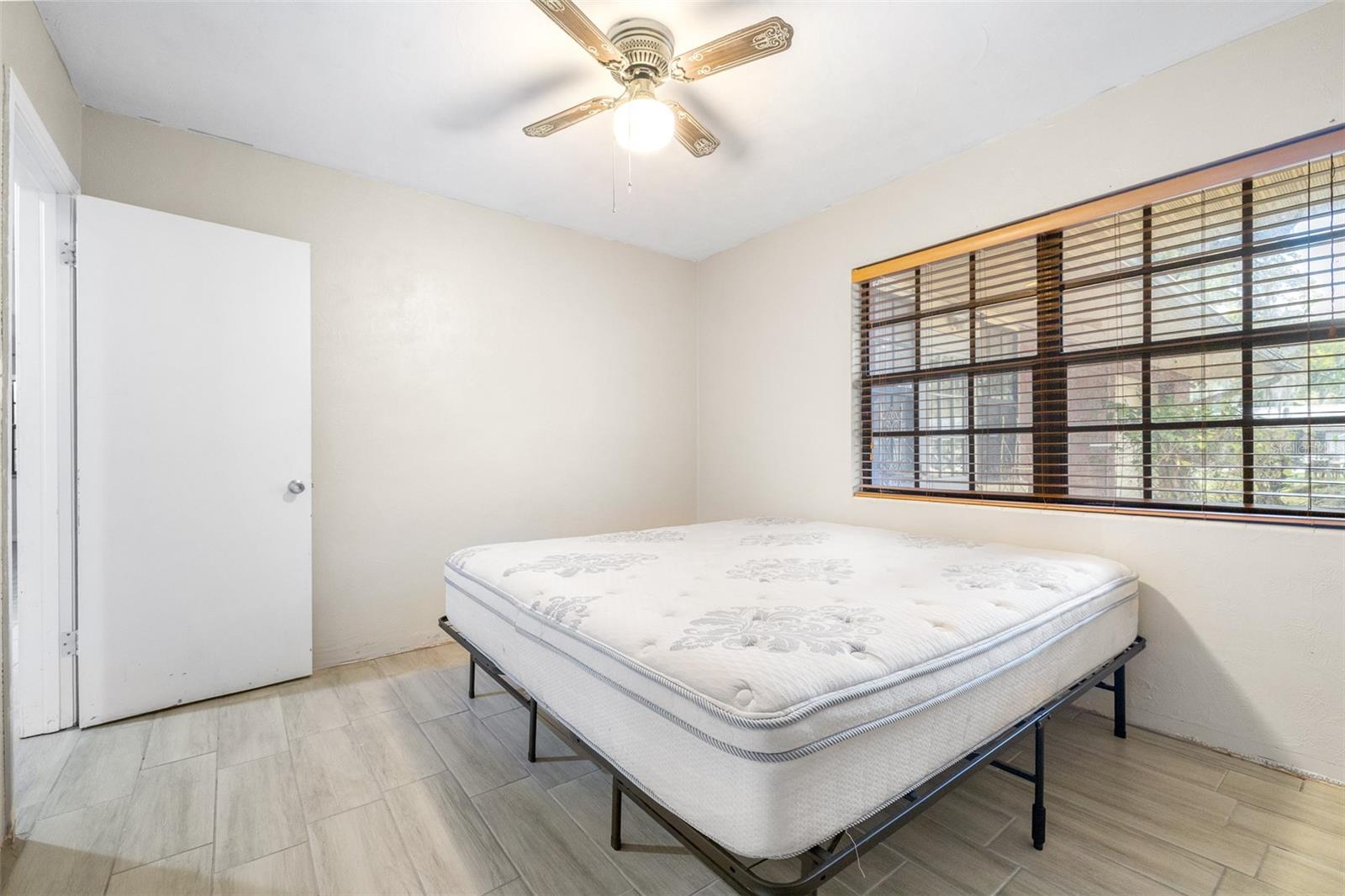 LENA VISTA SUB - Residential