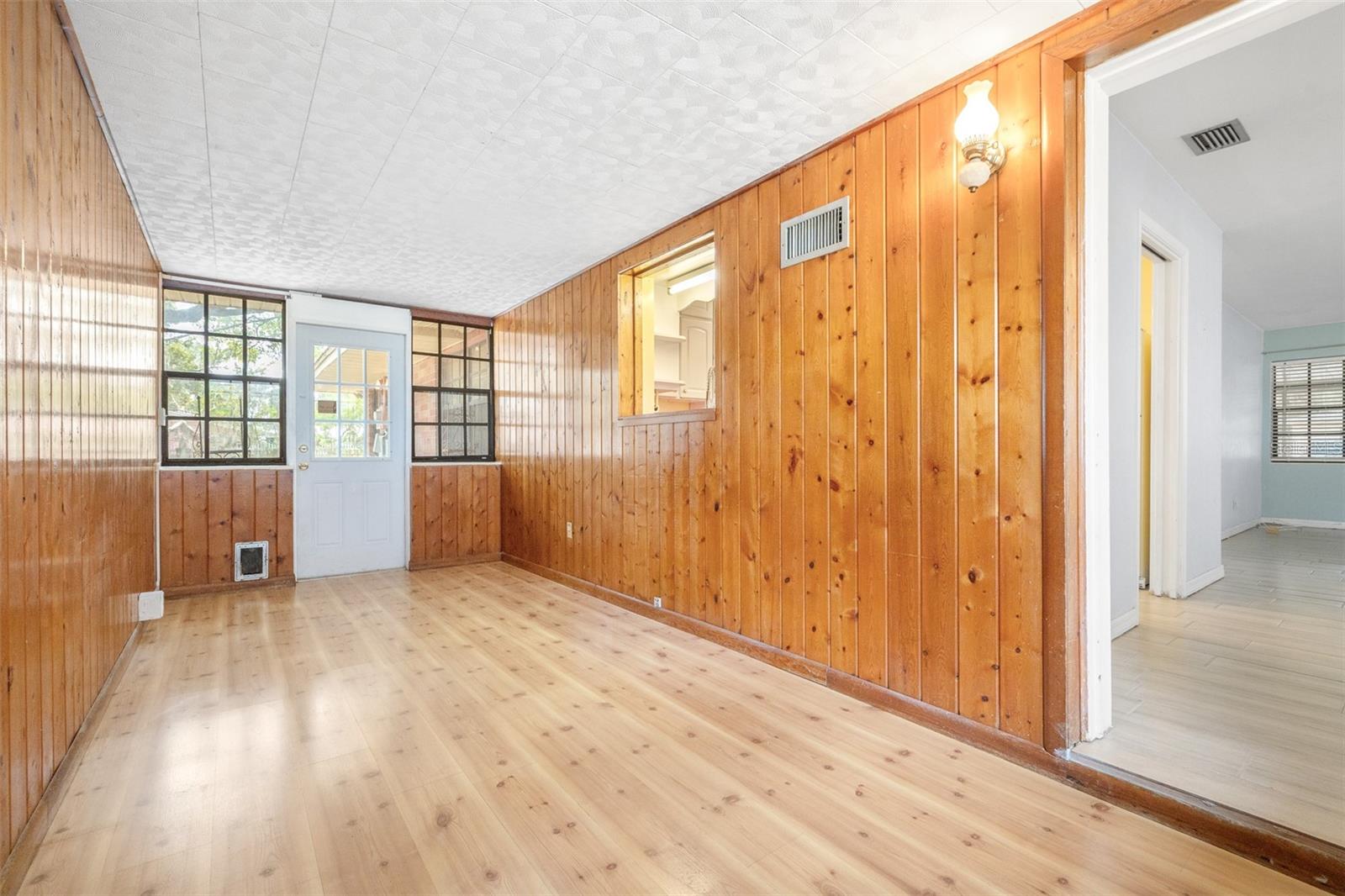 LENA VISTA SUB - Residential