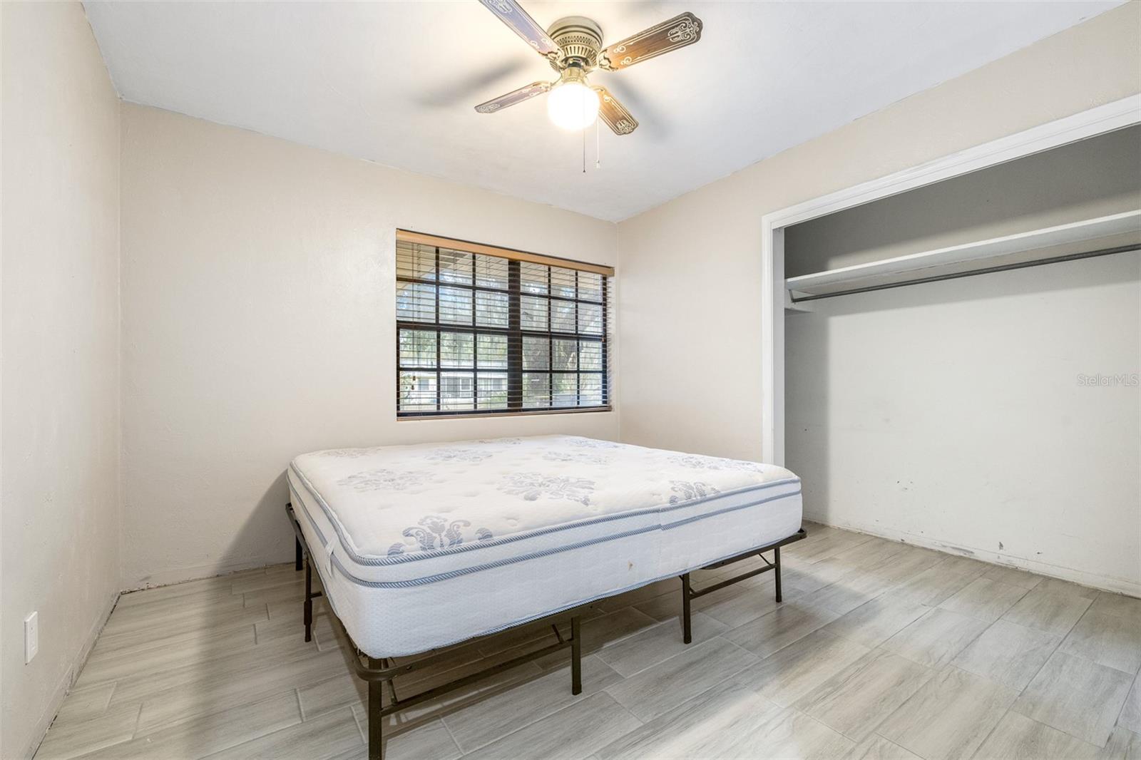 LENA VISTA SUB - Residential