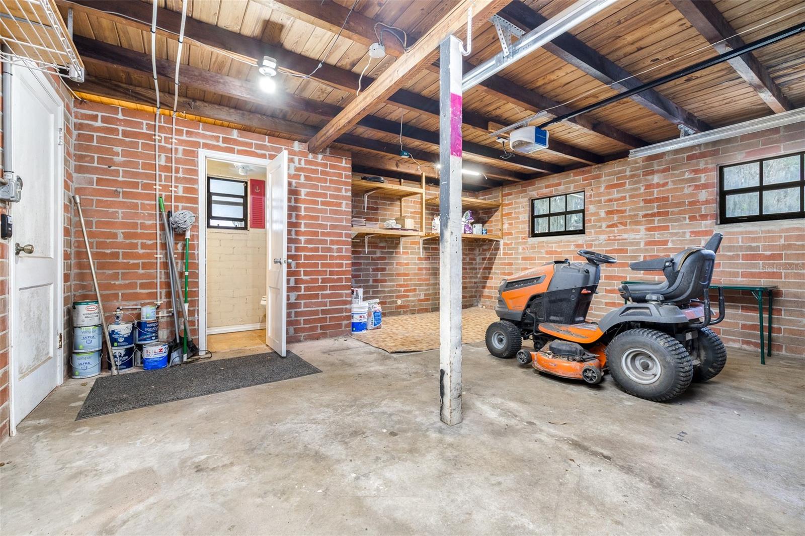 LENA VISTA SUB - Residential