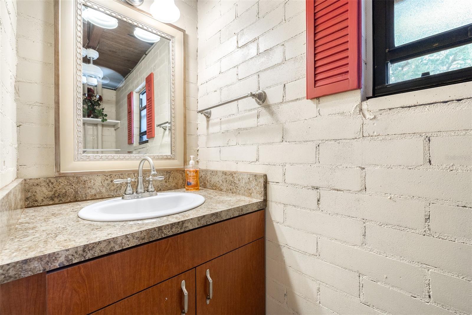 LENA VISTA SUB - Residential