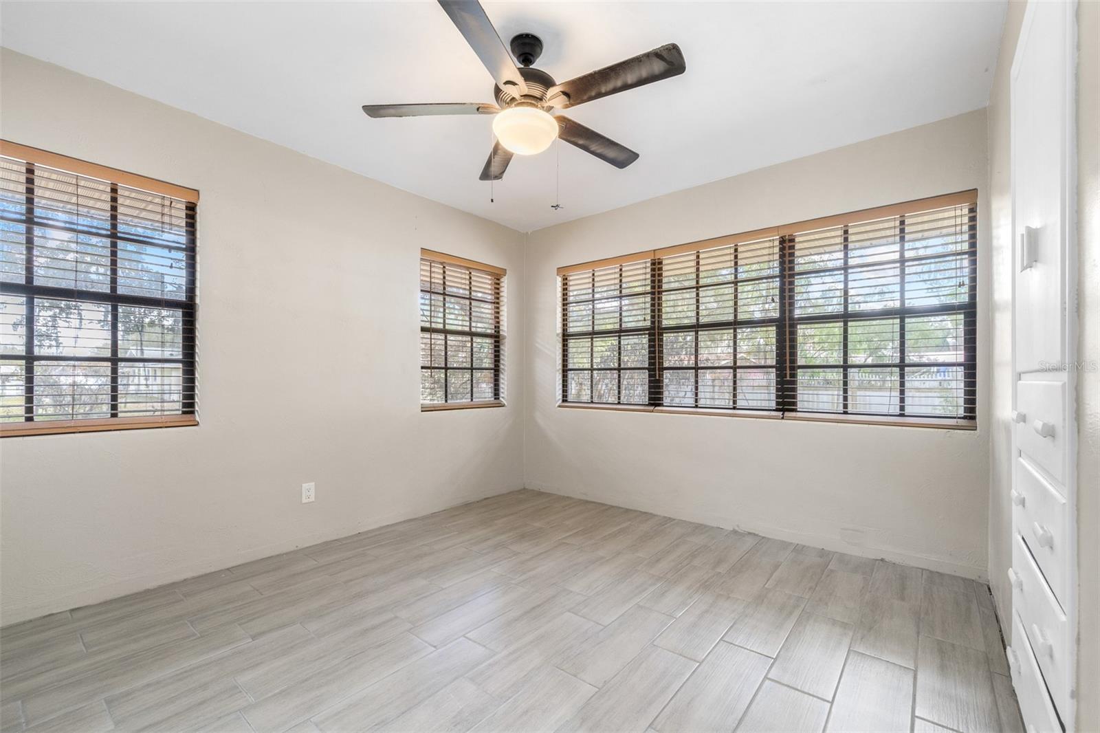 LENA VISTA SUB - Residential