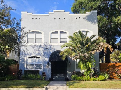 Photo of 209 S Westland Avenue #4, Tampa, FL 33606 (MLS # TB8513443)