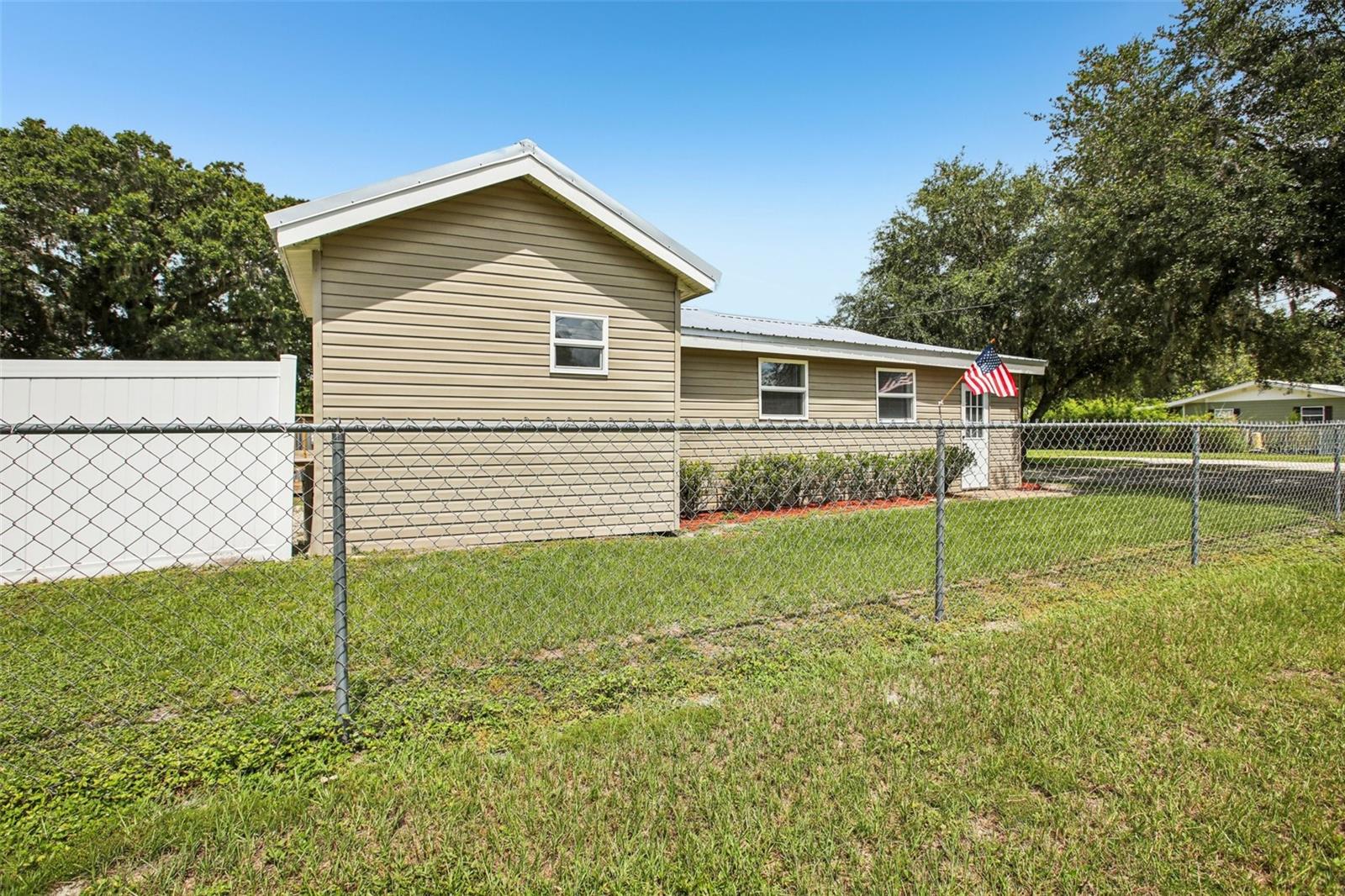 2720 SANDS ROAD