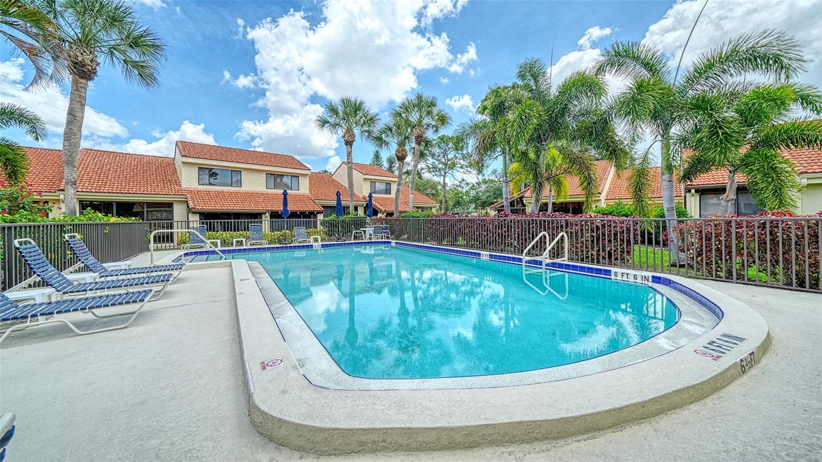 HUNTINGWOOD - Residential