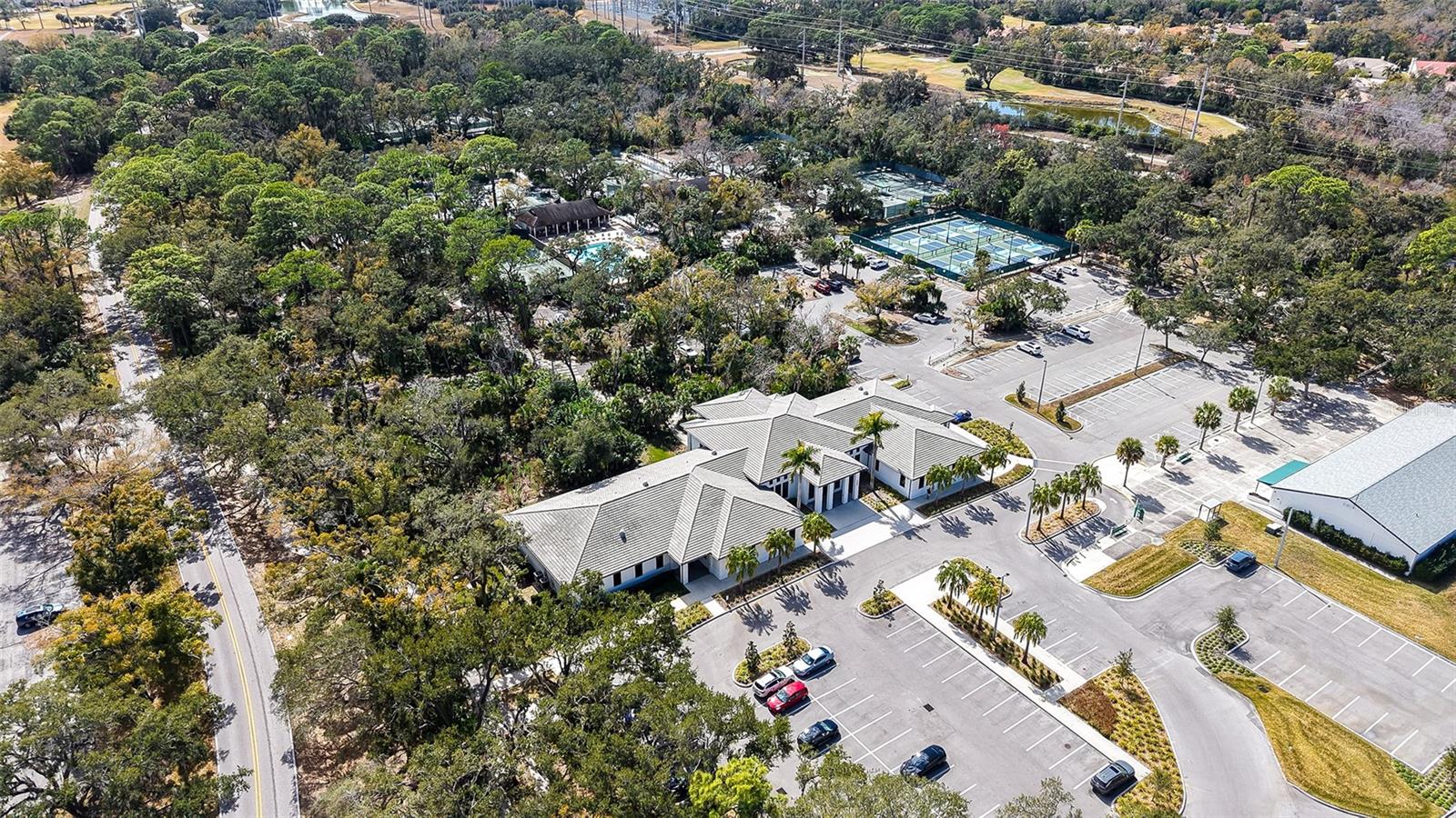 HUNTINGWOOD - Residential