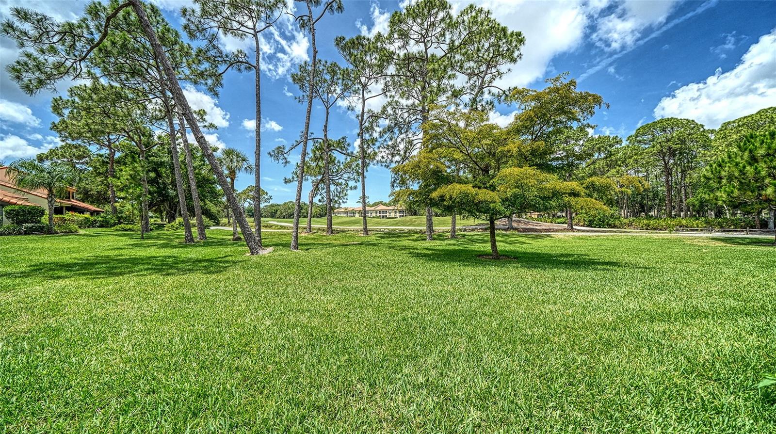 HUNTINGWOOD - Residential