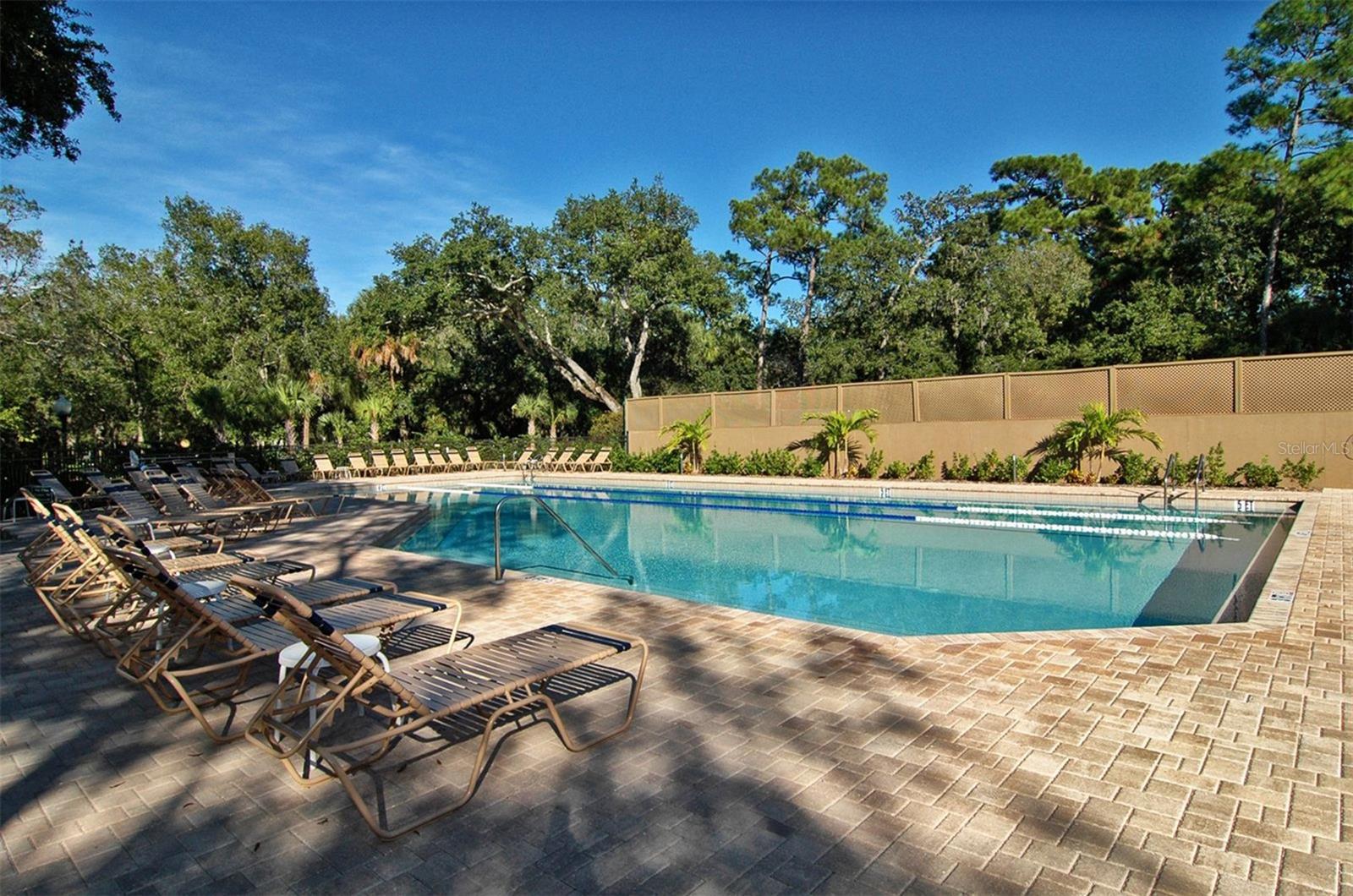 HUNTINGWOOD - Residential