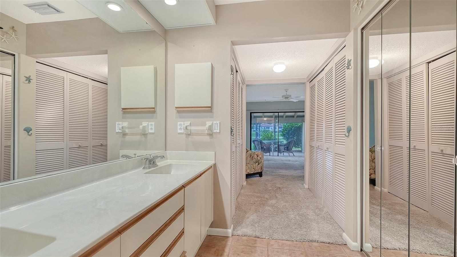 HUNTINGWOOD - Residential