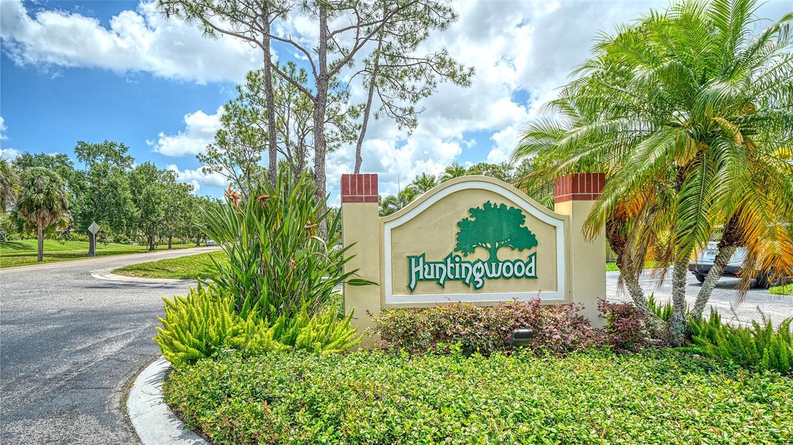 HUNTINGWOOD - Residential