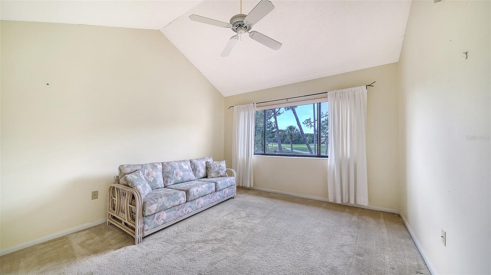 HUNTINGWOOD - Residential