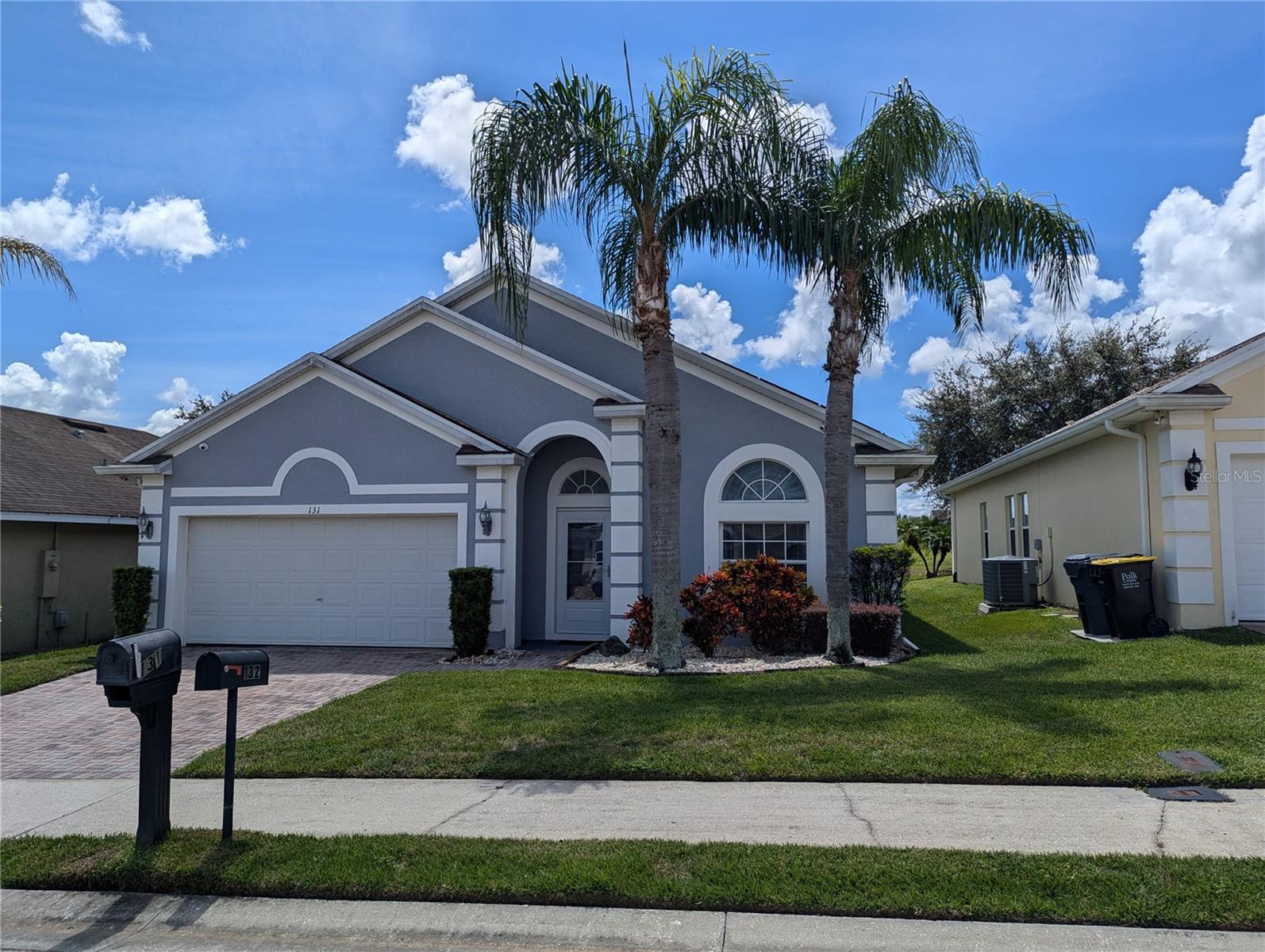 131 VINE DR