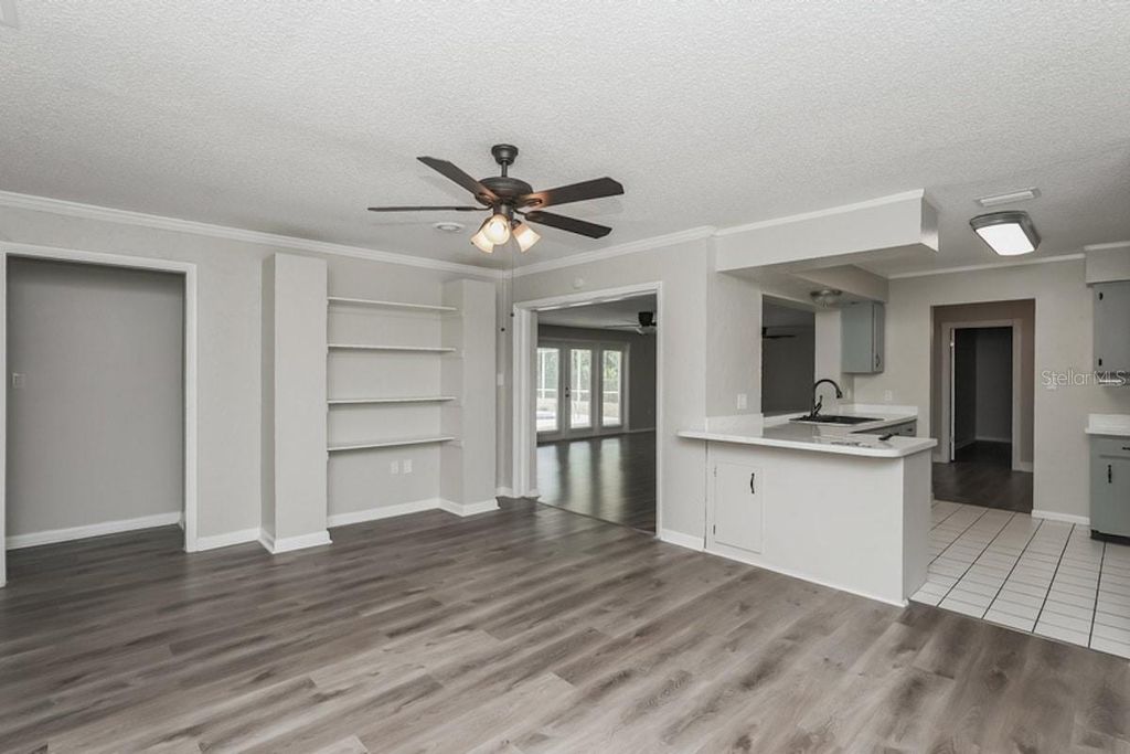 Photo of 4400 Old Colony Road, Mulberry, FL 33860 (MLS # O6368030)