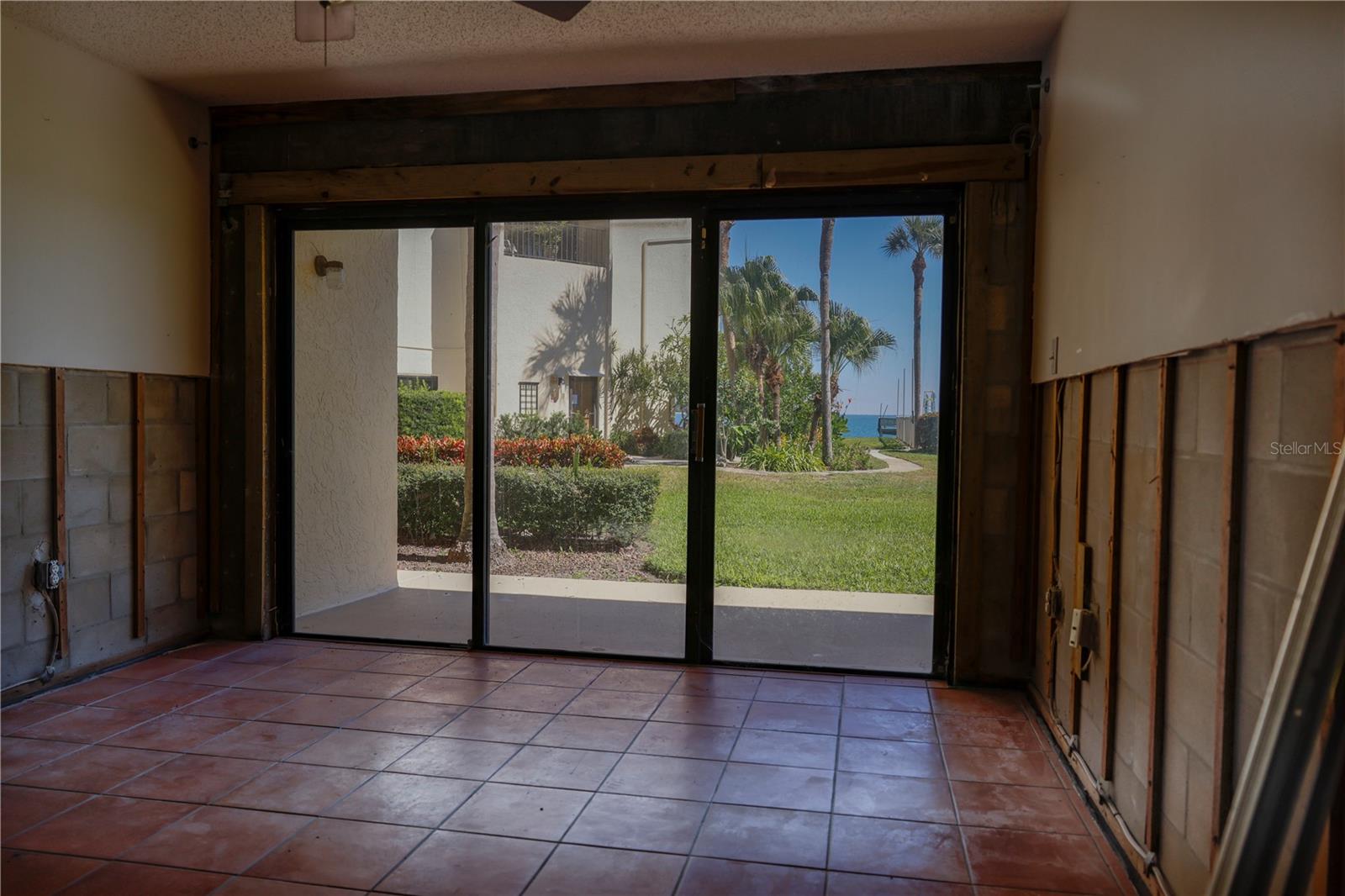 SEAPOINTE TERRACE CONDO - Residential