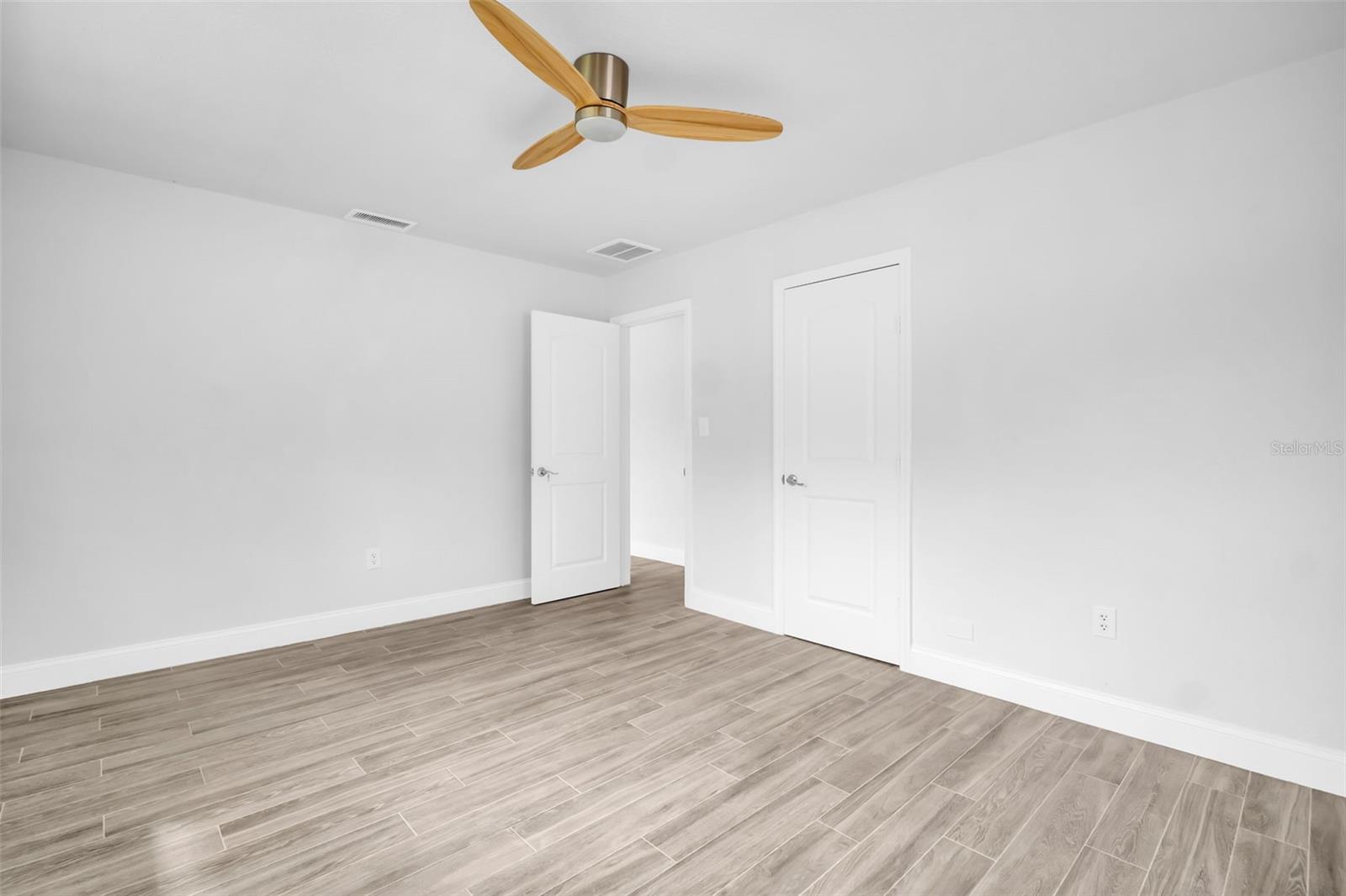 FAIRMOUNT PARK - Residential