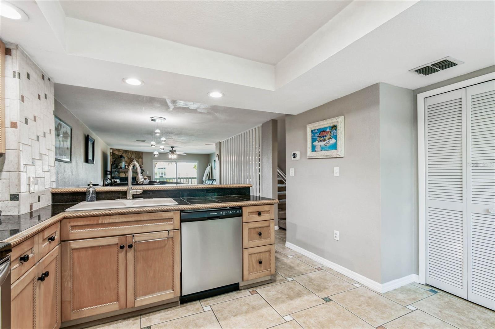 CAPRI HARBOR CONDO - Residential