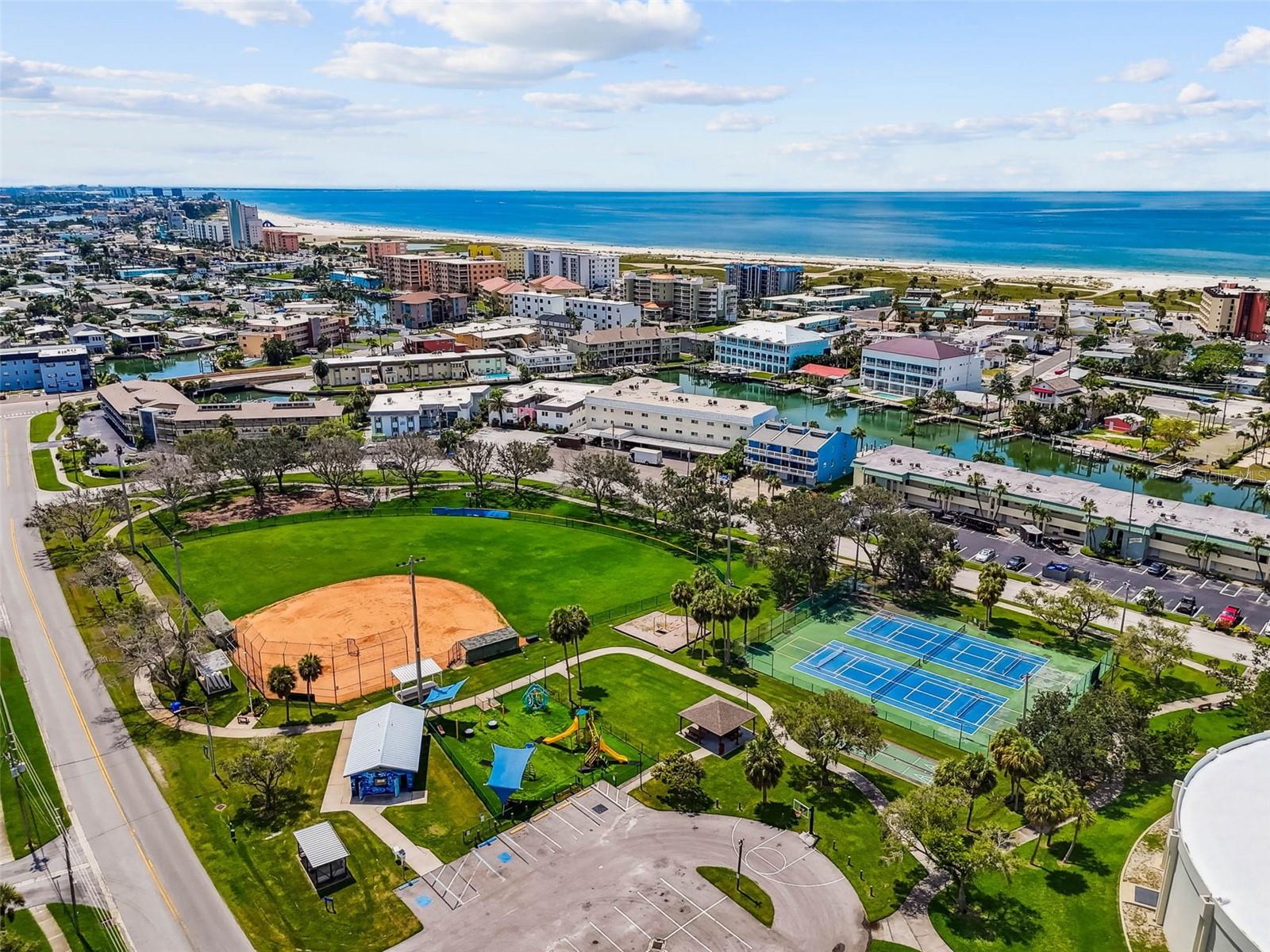 CAPRI HARBOR CONDO - Residential