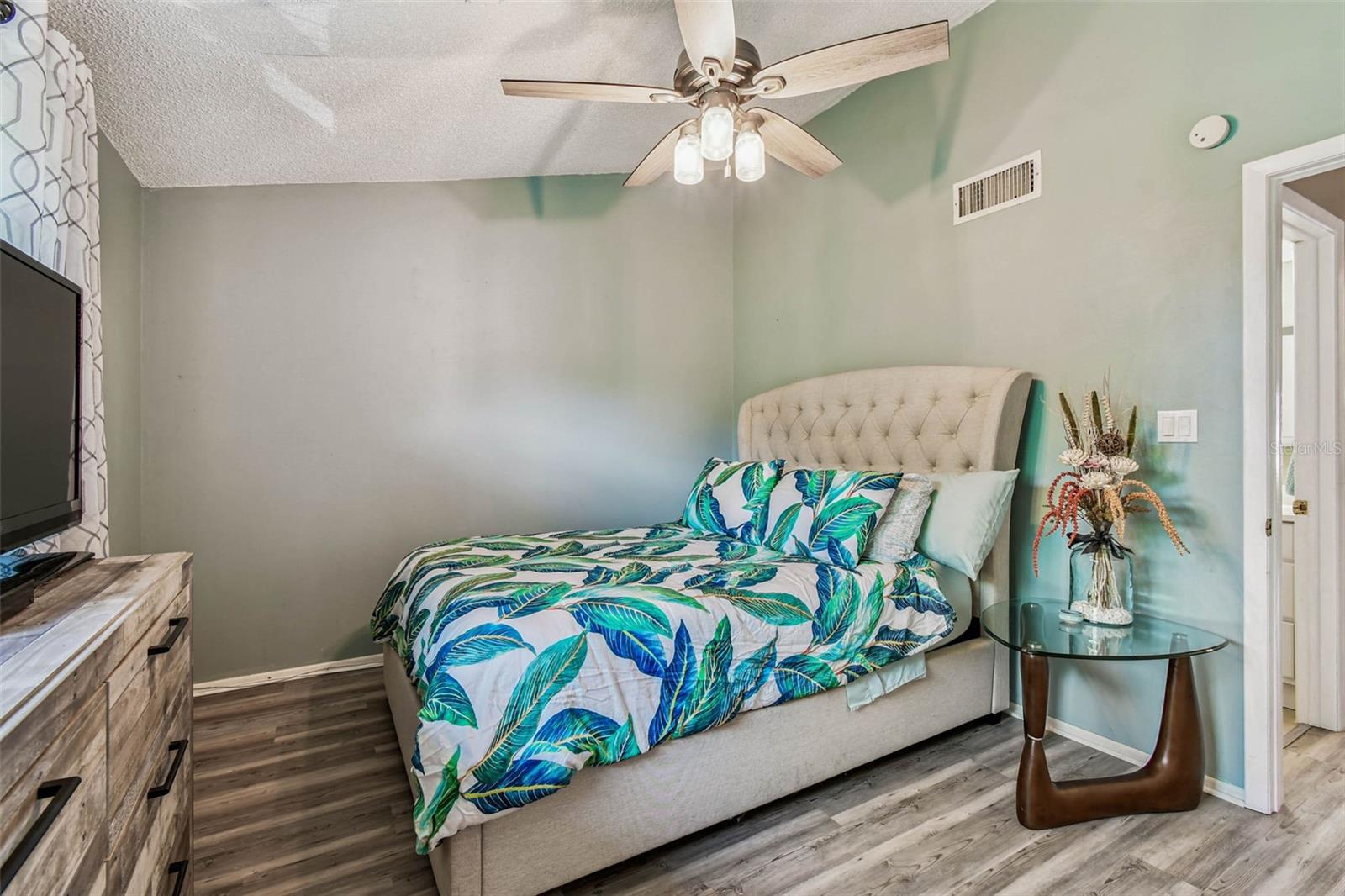 CAPRI HARBOR CONDO - Residential