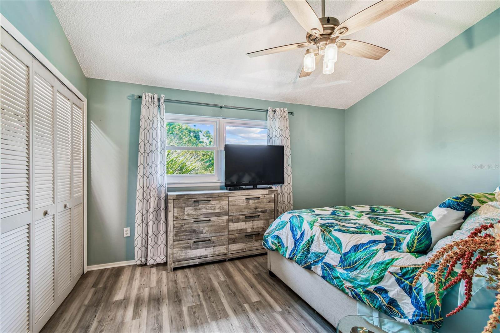 CAPRI HARBOR CONDO - Residential