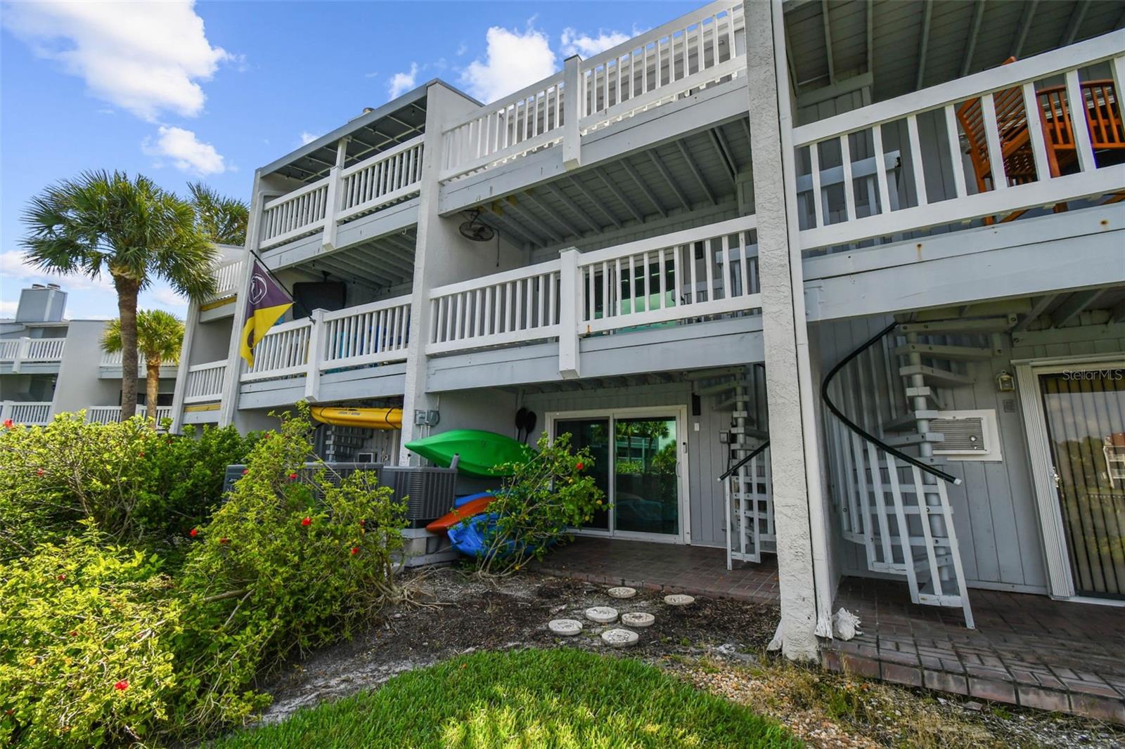 CAPRI HARBOR CONDO - Residential