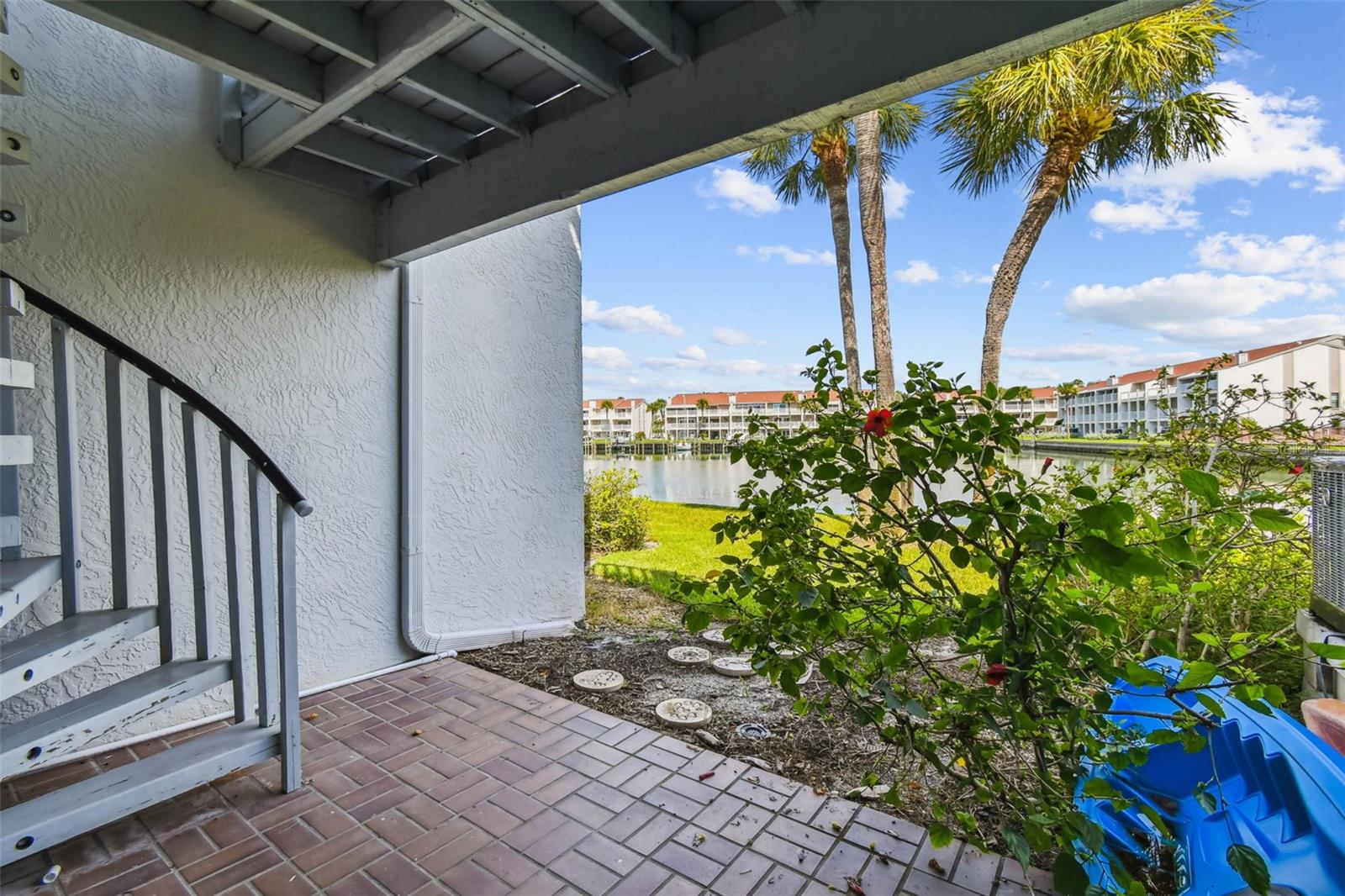 CAPRI HARBOR CONDO - Residential