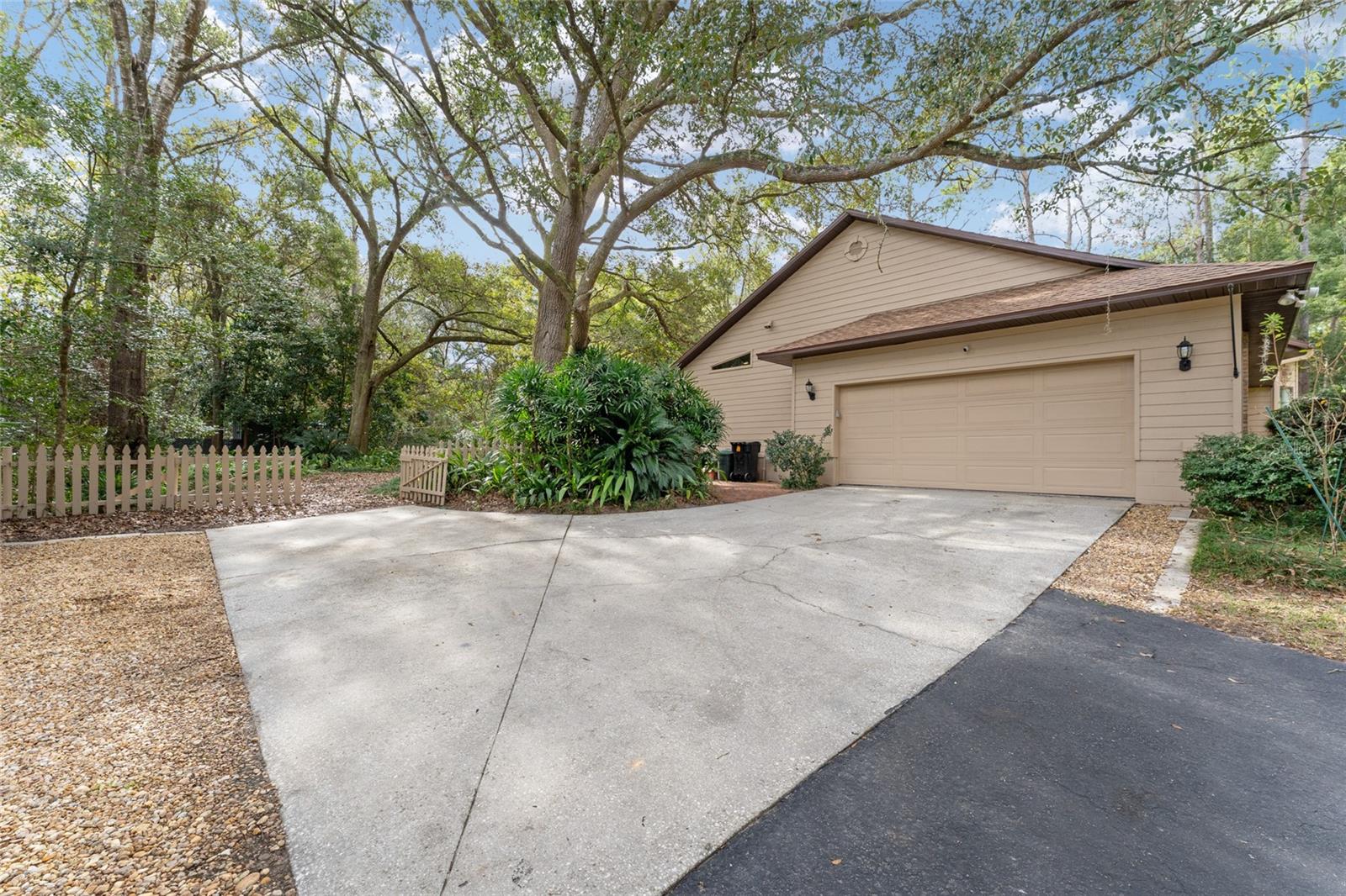 KENWOOD - Residential