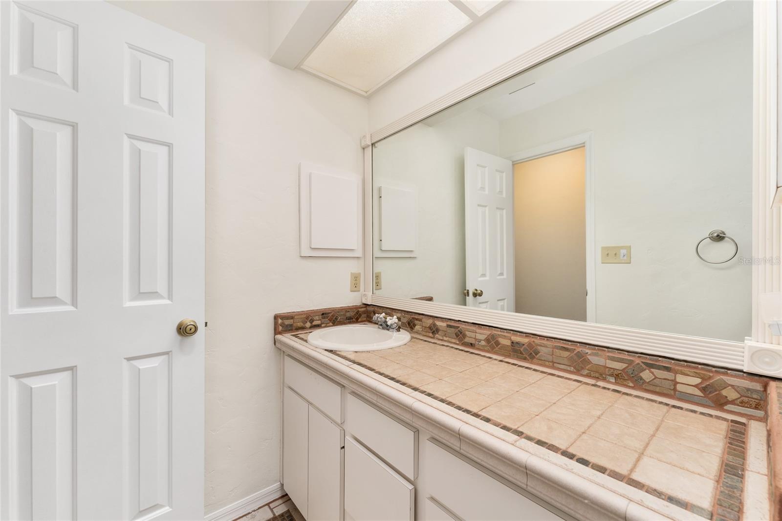 KENWOOD - Residential