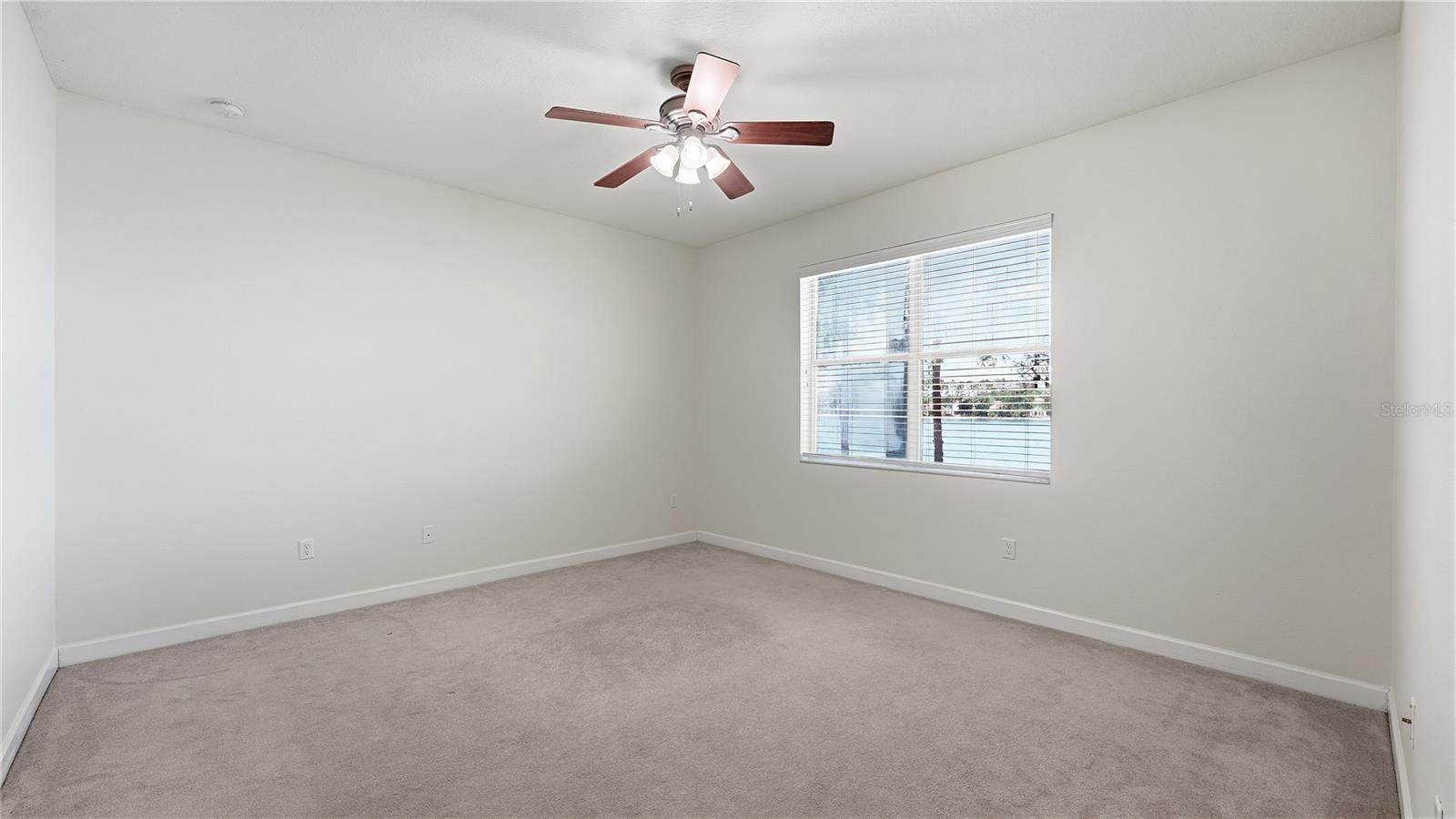 WYNDHAM LAKES ESTATES - Residential Lease