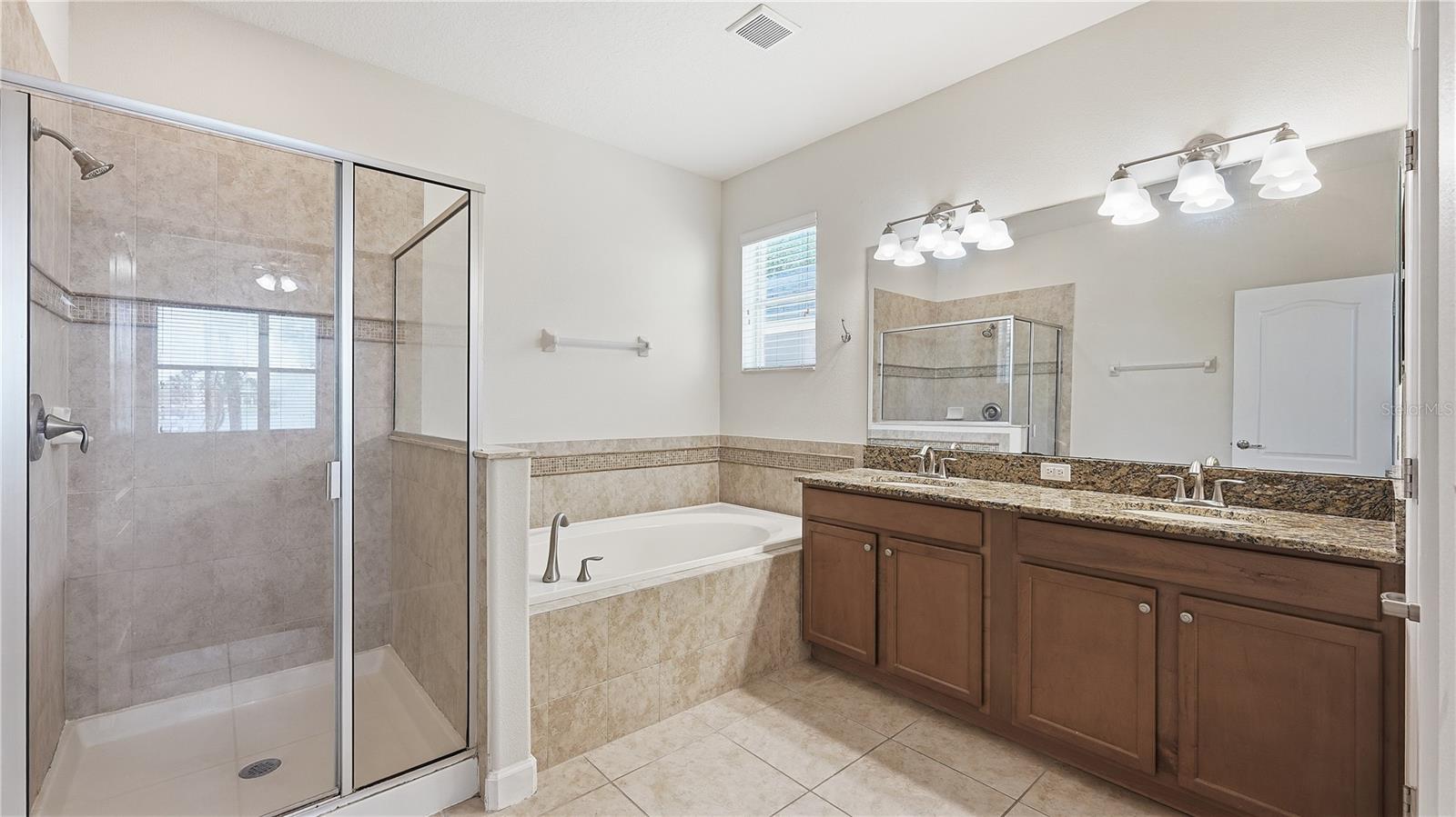 WYNDHAM LAKES ESTATES - Residential Lease