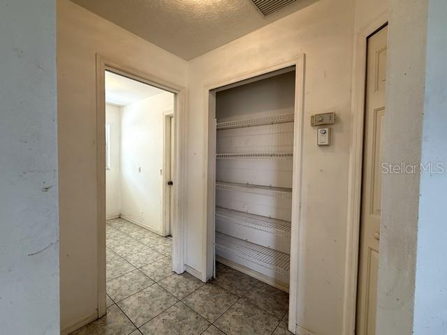 SOUTH VENICE - Residential