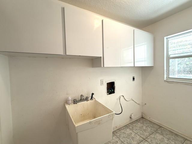 SOUTH VENICE - Residential