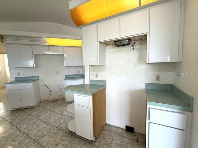 SOUTH VENICE - Residential