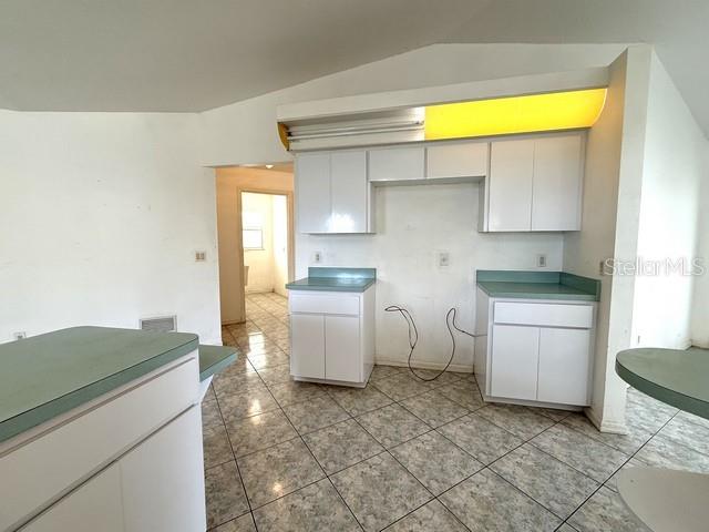 SOUTH VENICE - Residential