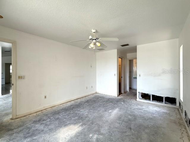 SOUTH VENICE - Residential