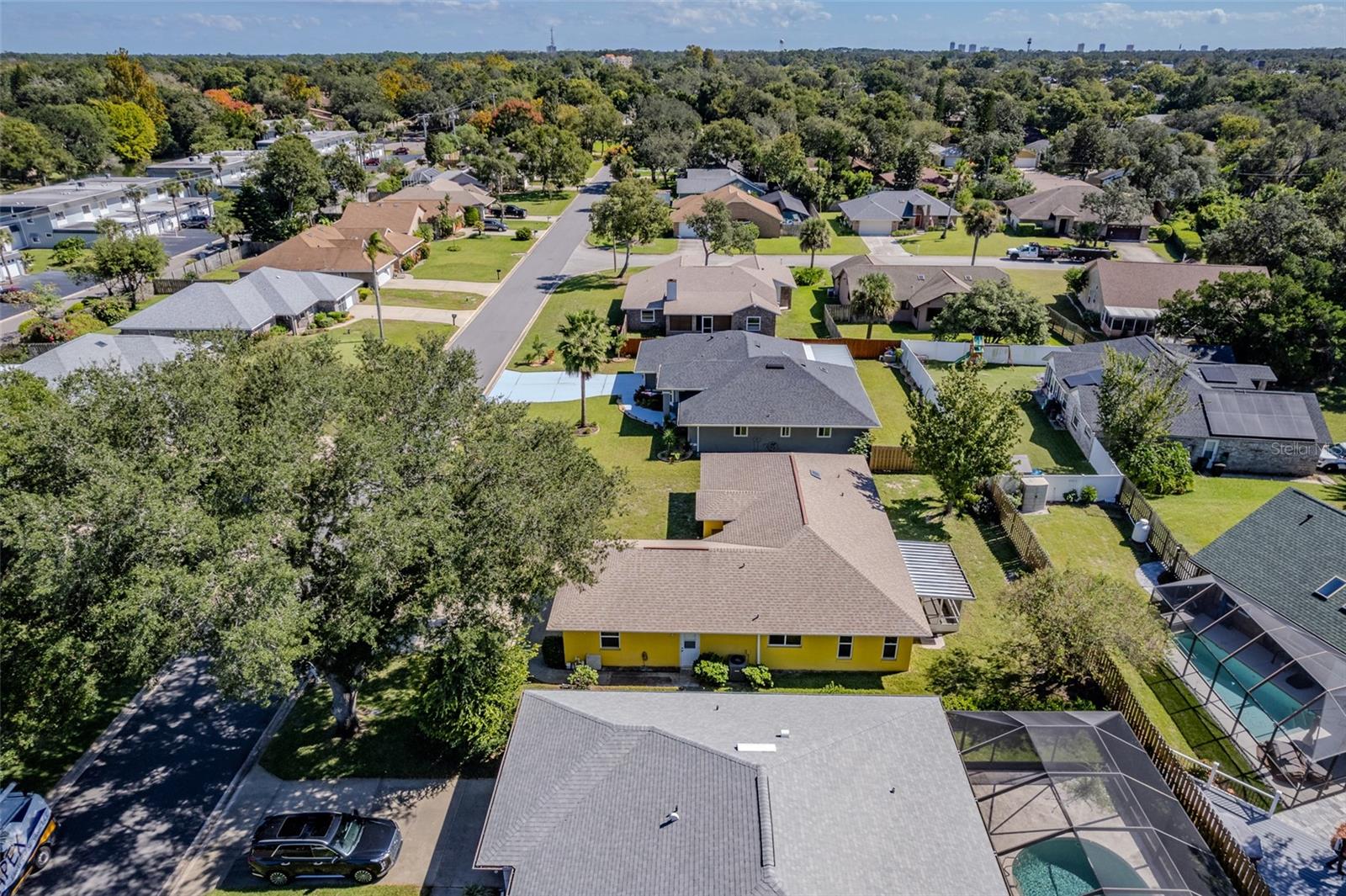 WINDING WOODS UNIT 04 - Residential