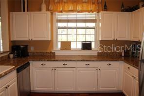 ADMIRALS WALK - Residential Lease