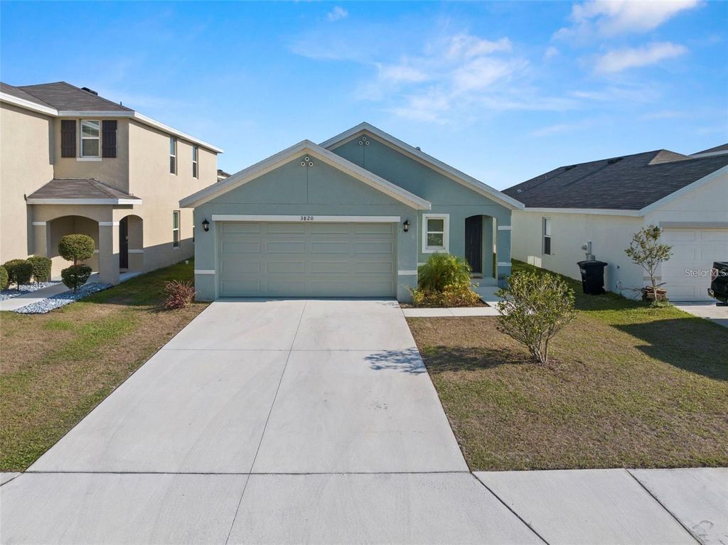 Photo of 3820 Mannered Gold Avenue, Bradenton, FL 34208 (MLS # TB8464099)