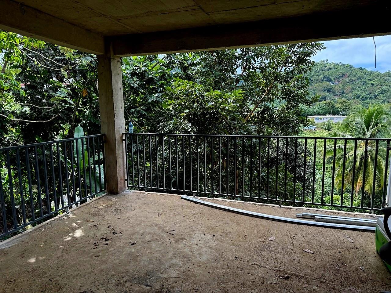 BARRIO GUARAGUAO - Residential