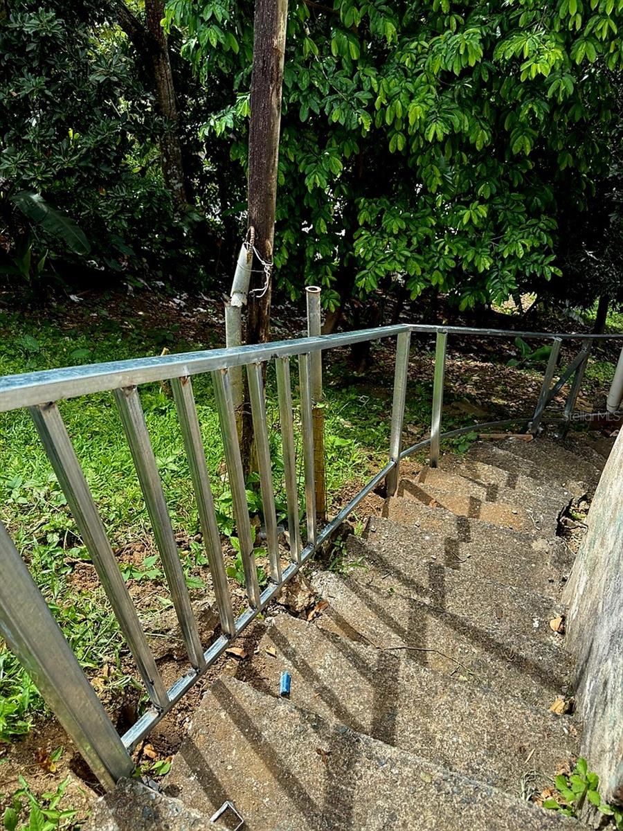 BARRIO GUARAGUAO - Residential